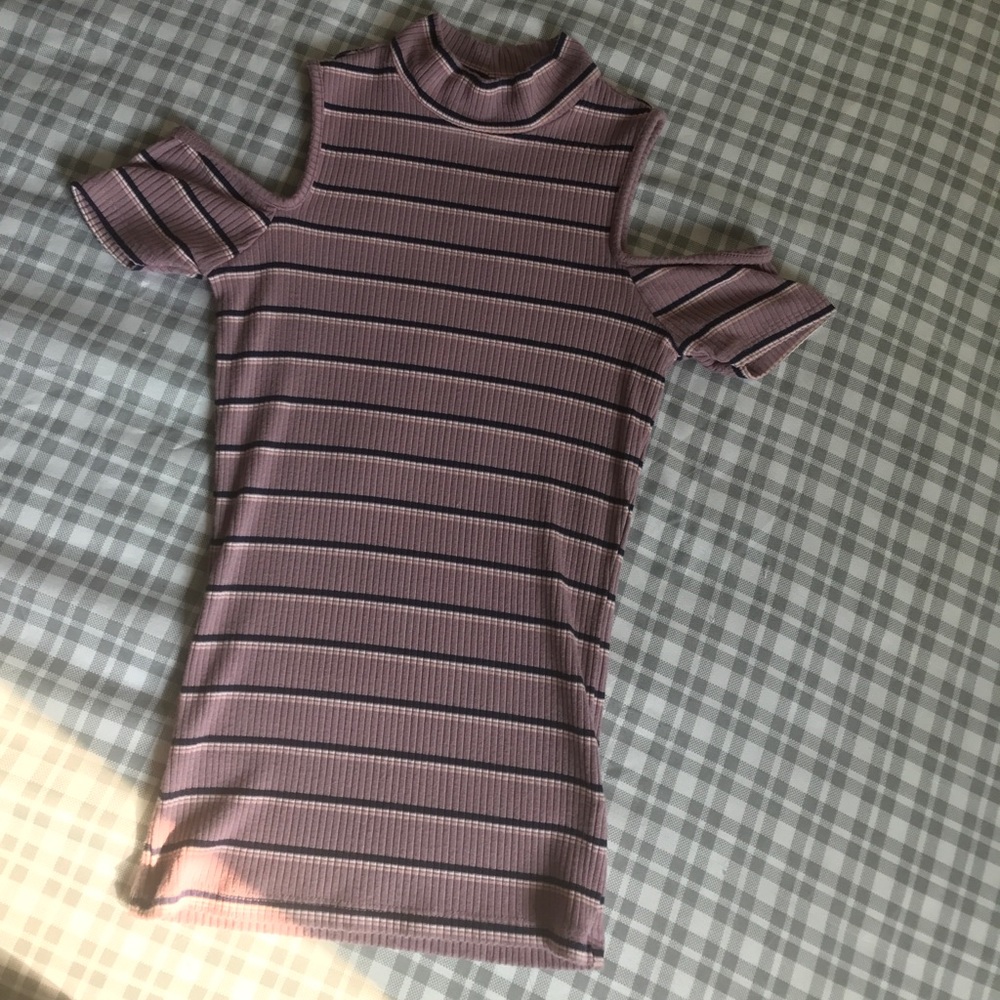 Cold shoulder shirt